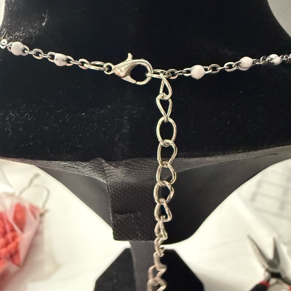 Hand made, Stainless Steel Elegant Butterfly Necklace - Picture 5 of 5